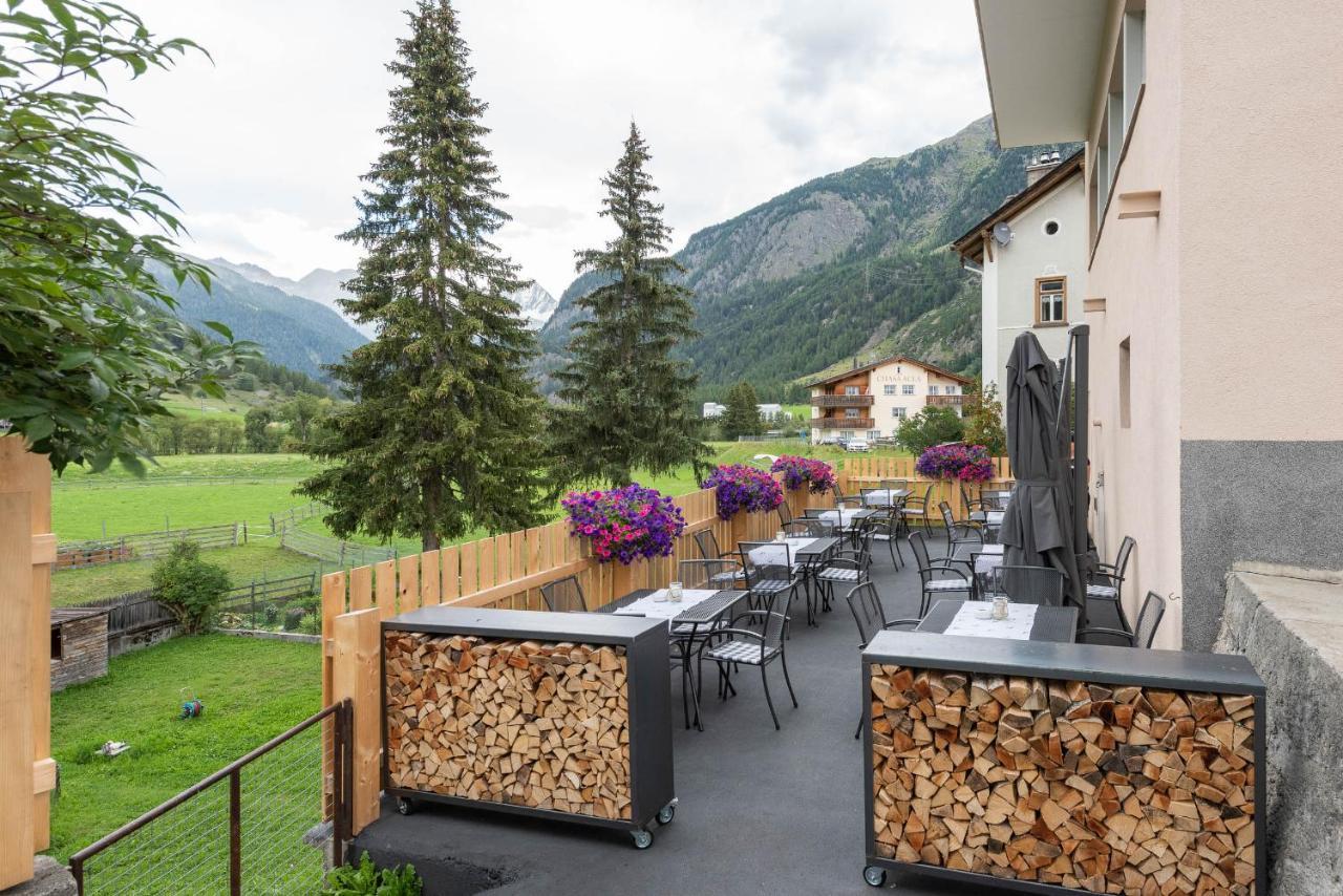 Hotel Crusch Alba ルェルネツ エクステリア 写真