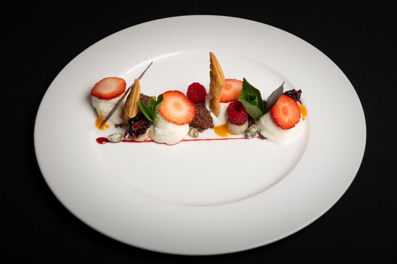Hotel Crusch Alba ルェルネツ エクステリア 写真