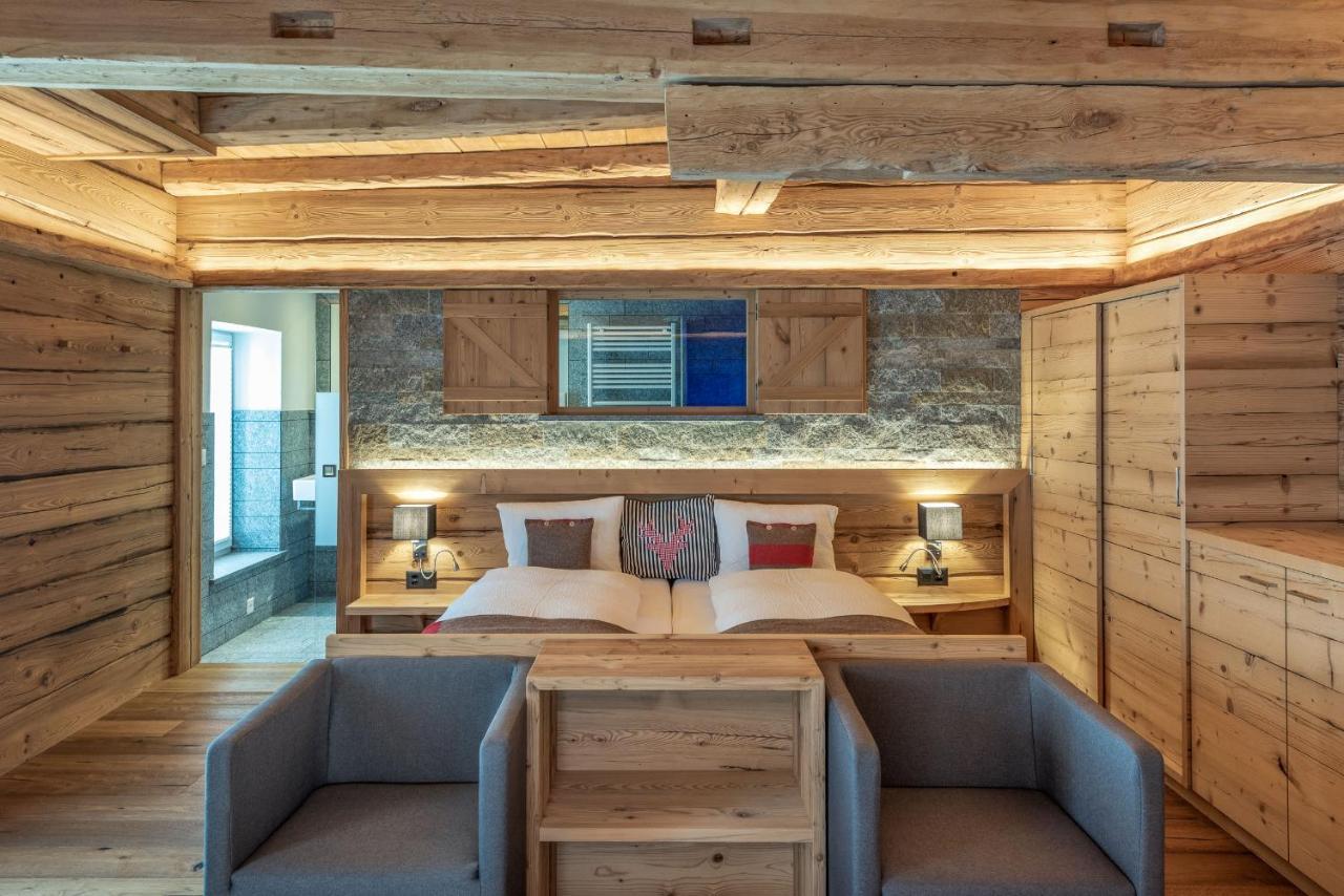 Hotel Crusch Alba ルェルネツ エクステリア 写真