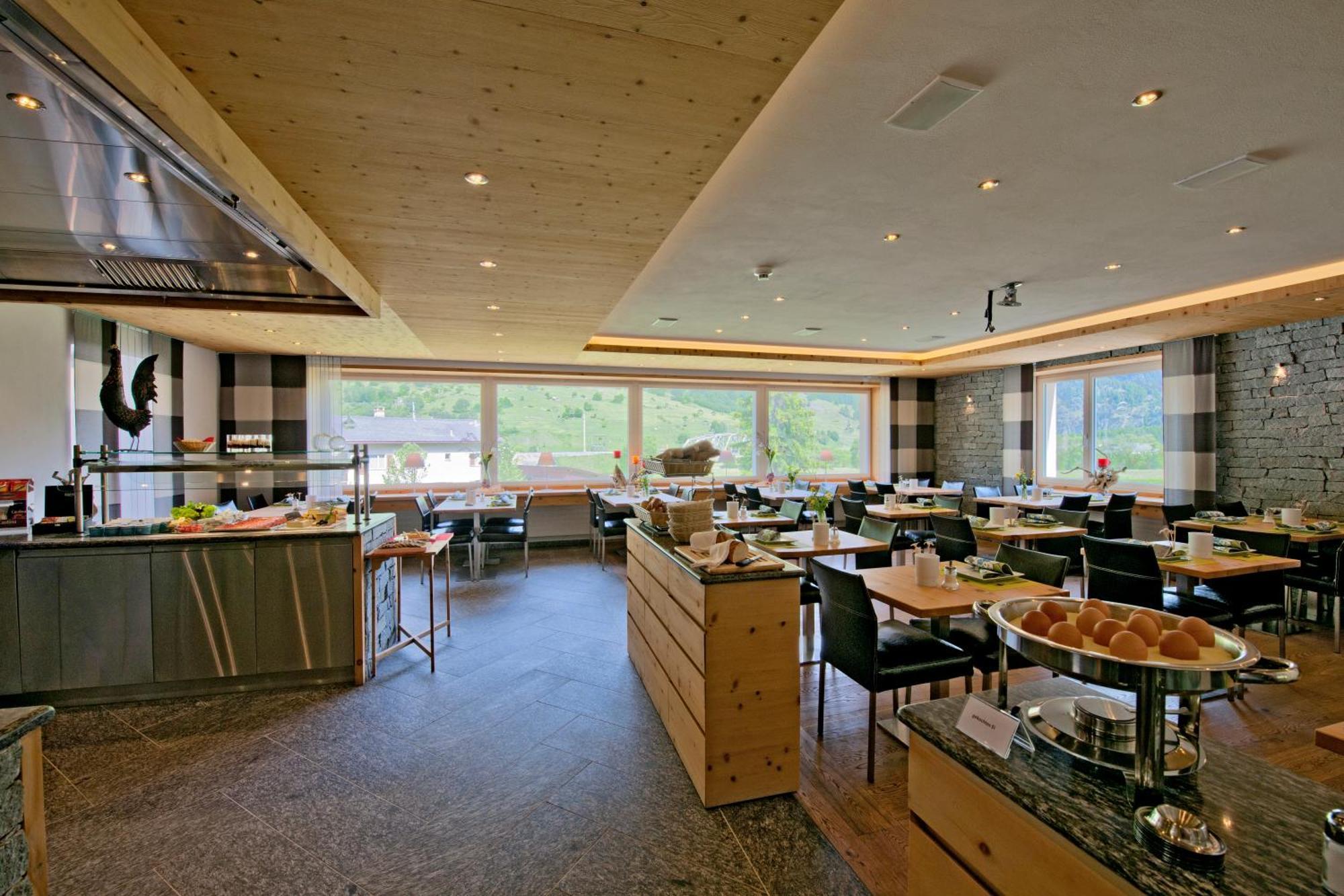 Hotel Crusch Alba ルェルネツ エクステリア 写真