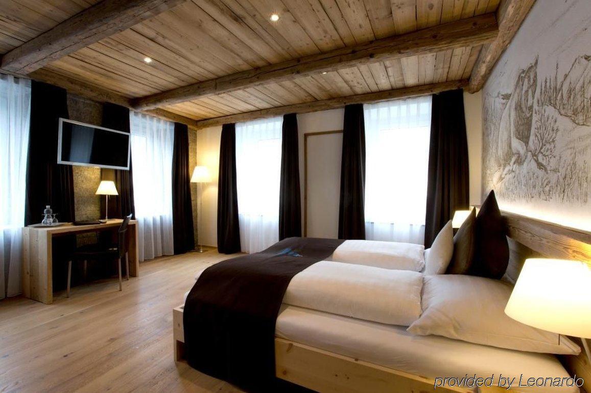 Hotel Crusch Alba ルェルネツ エクステリア 写真