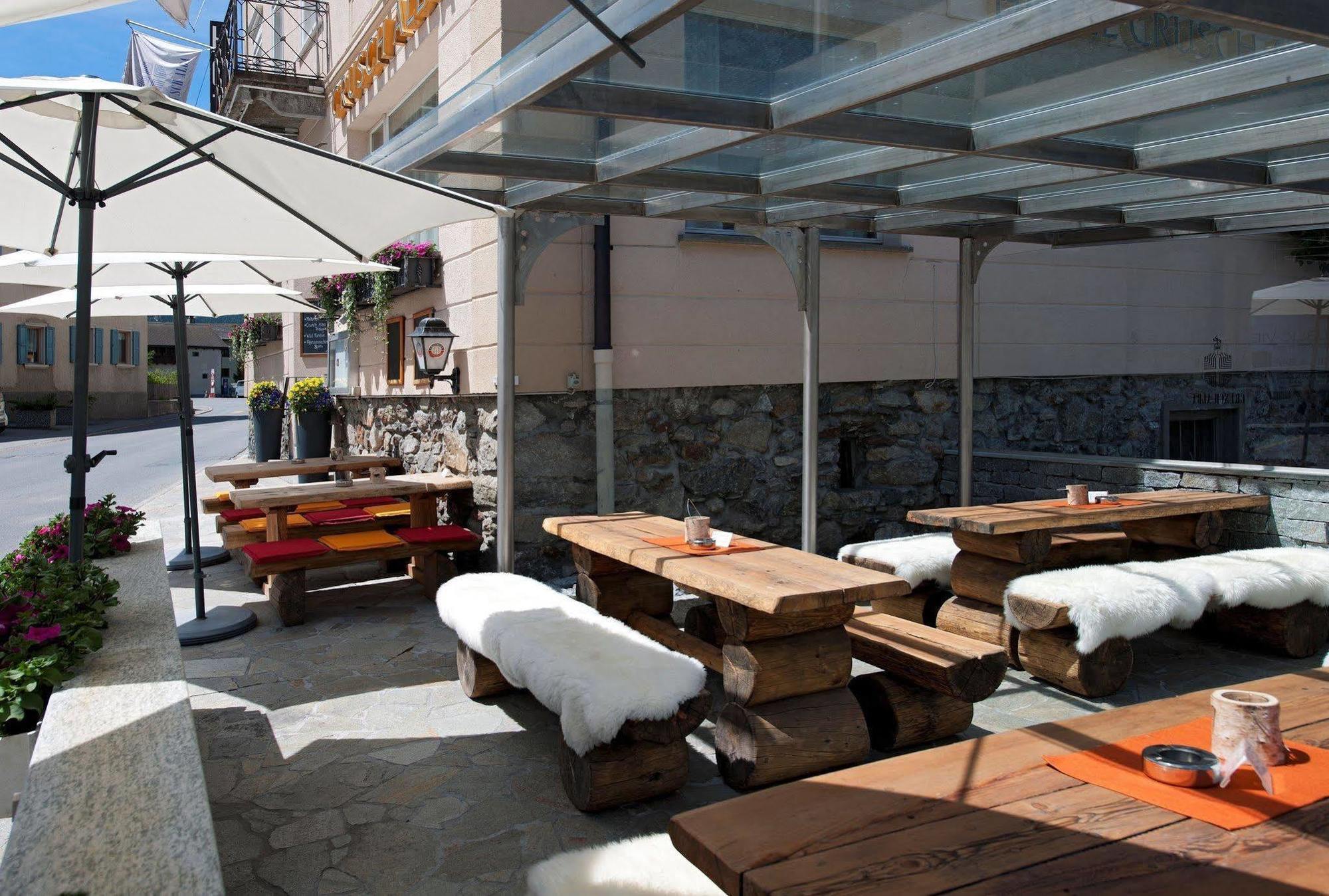 Hotel Crusch Alba ルェルネツ エクステリア 写真